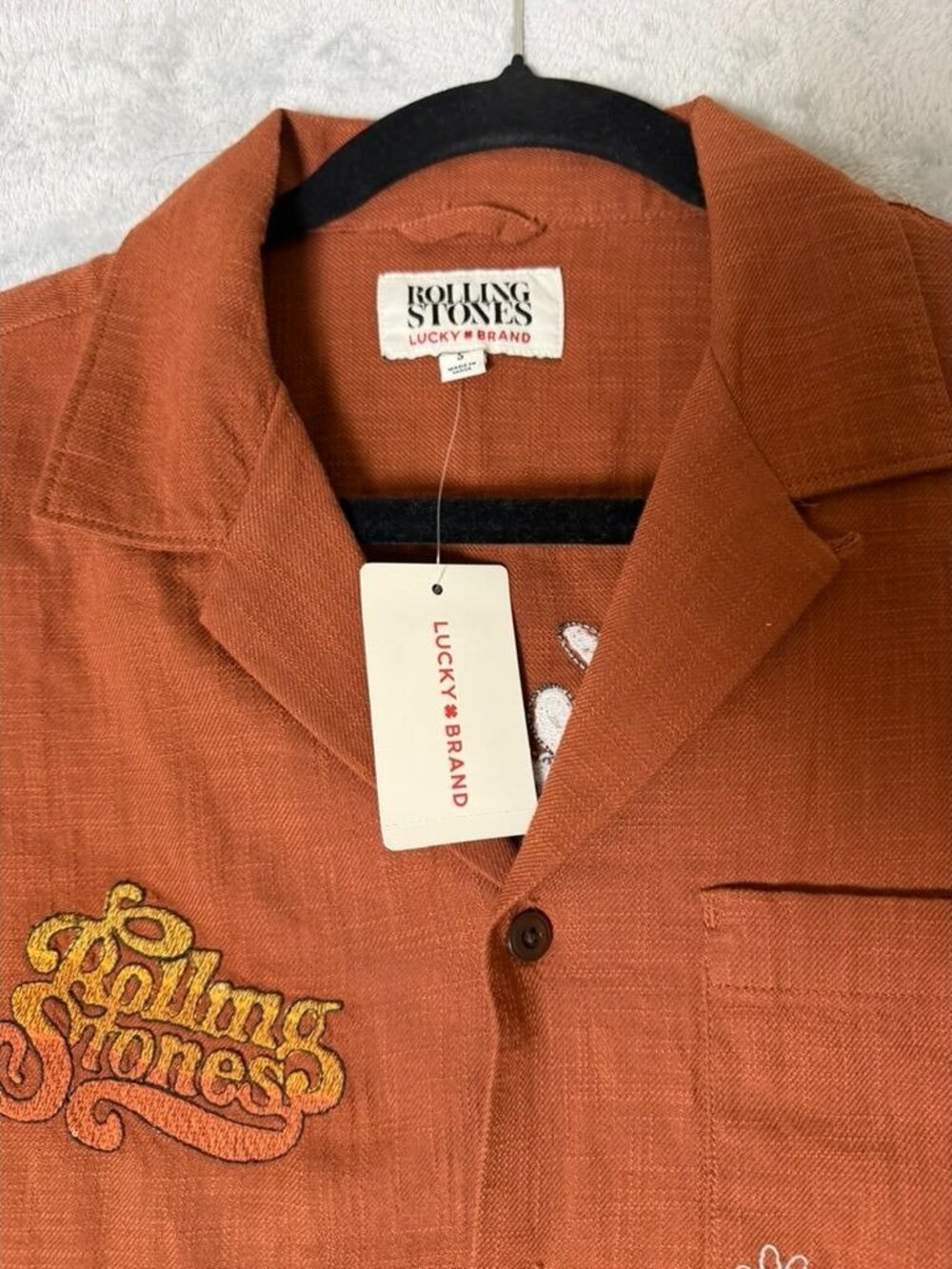 LUCKY BRAND Rolling Stones Mens Small Brown Camp Shirt Button Up Embroidered NEW - Picture 3 of 4